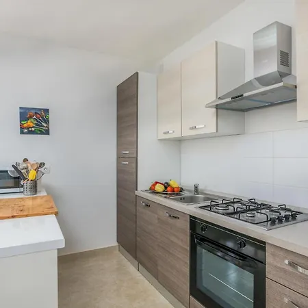 Cozy In With Kitchen Holiday home Kras